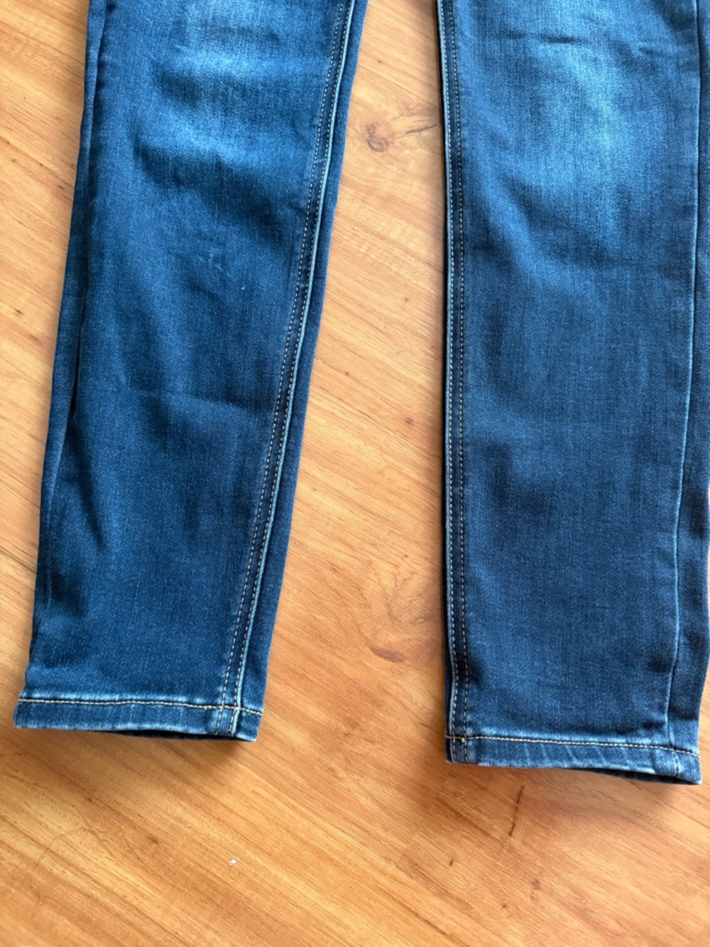 Vervet Dark Wash Slim Stretch Jeans size 28 - Picture 2 of 11